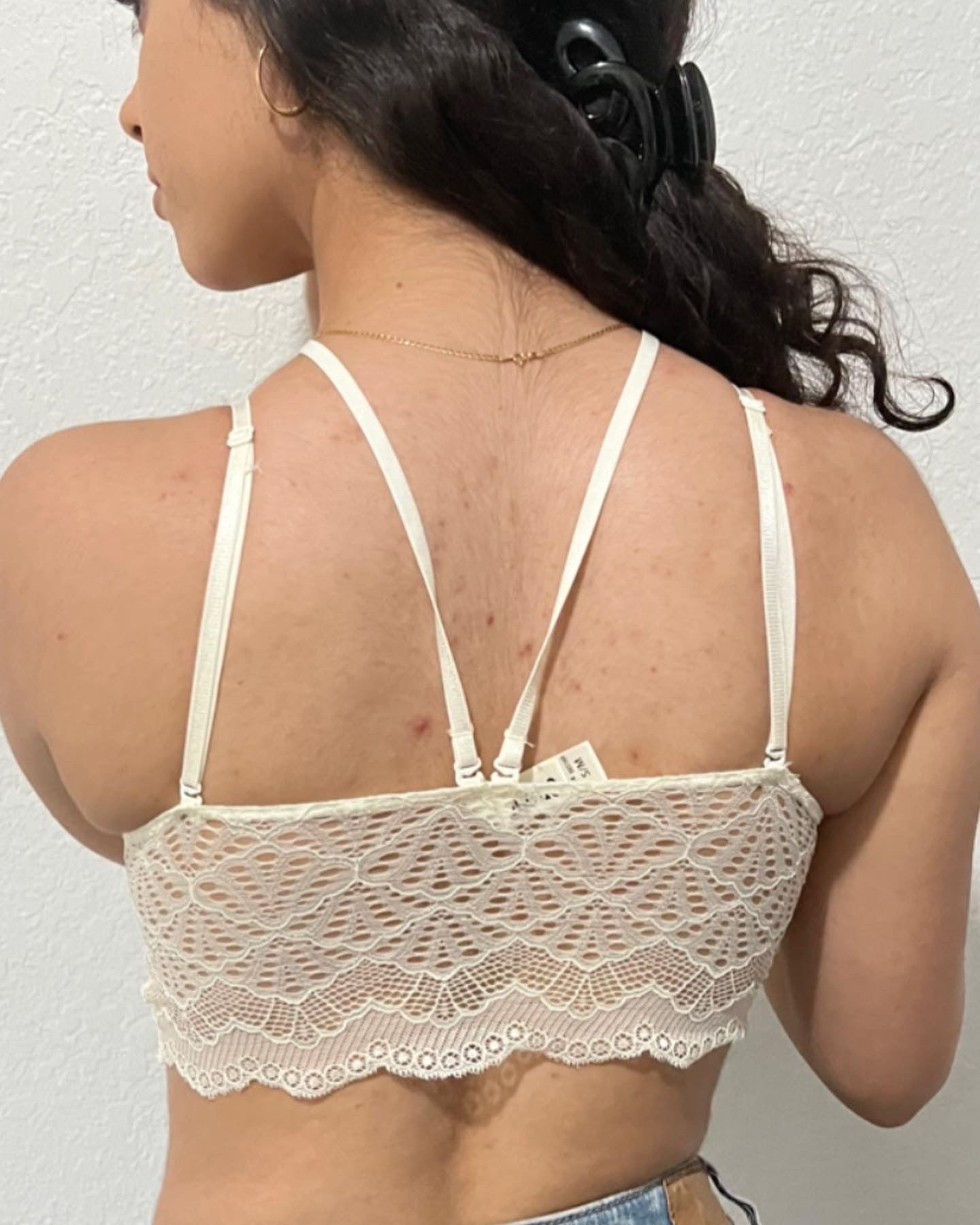 Lace Bralette With Neck Strap – CLOTHES FOR COMFORT