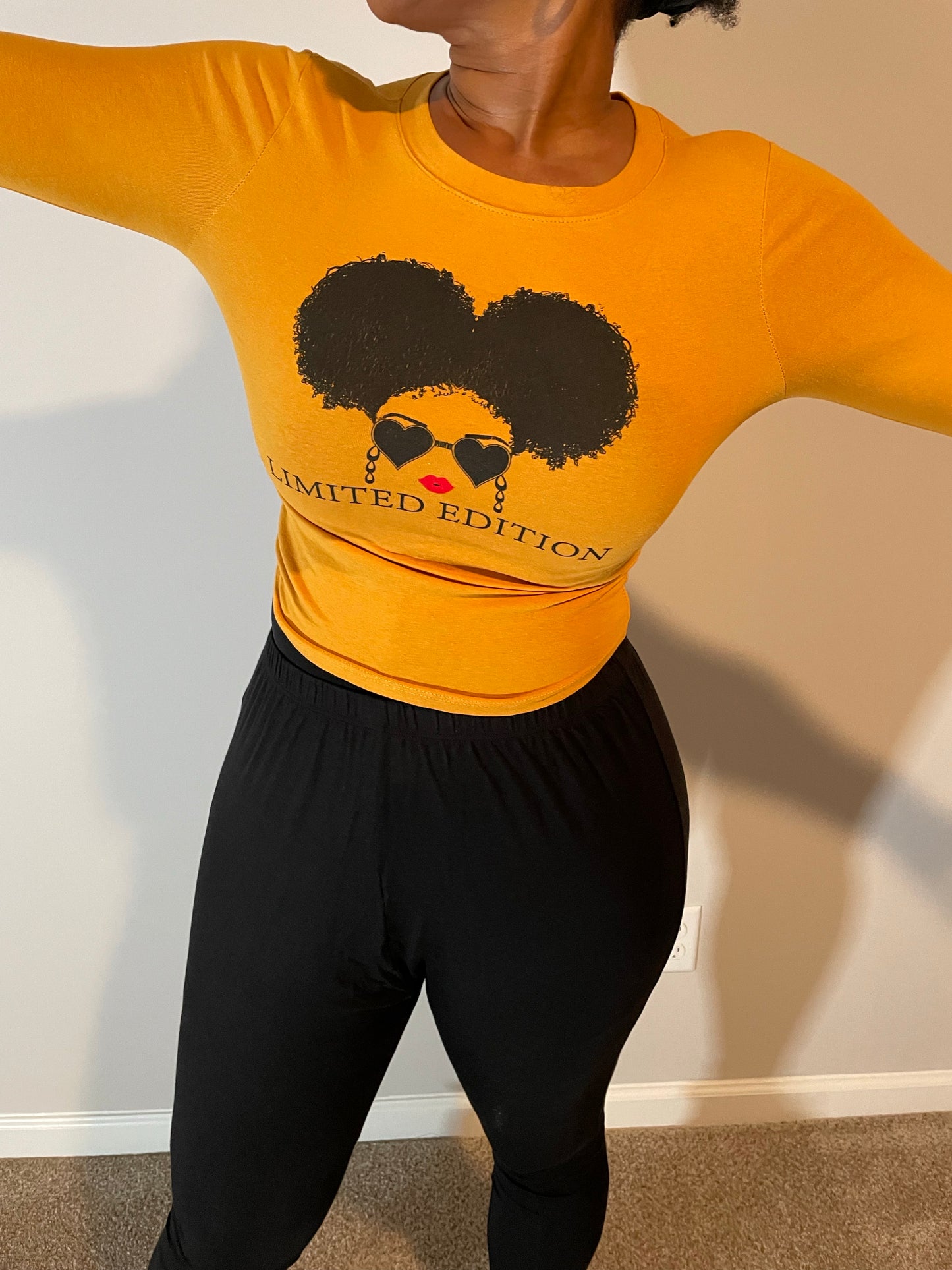 Afro Puff Girl Graphic Print Long Sleeve Crop Top T-Shirt